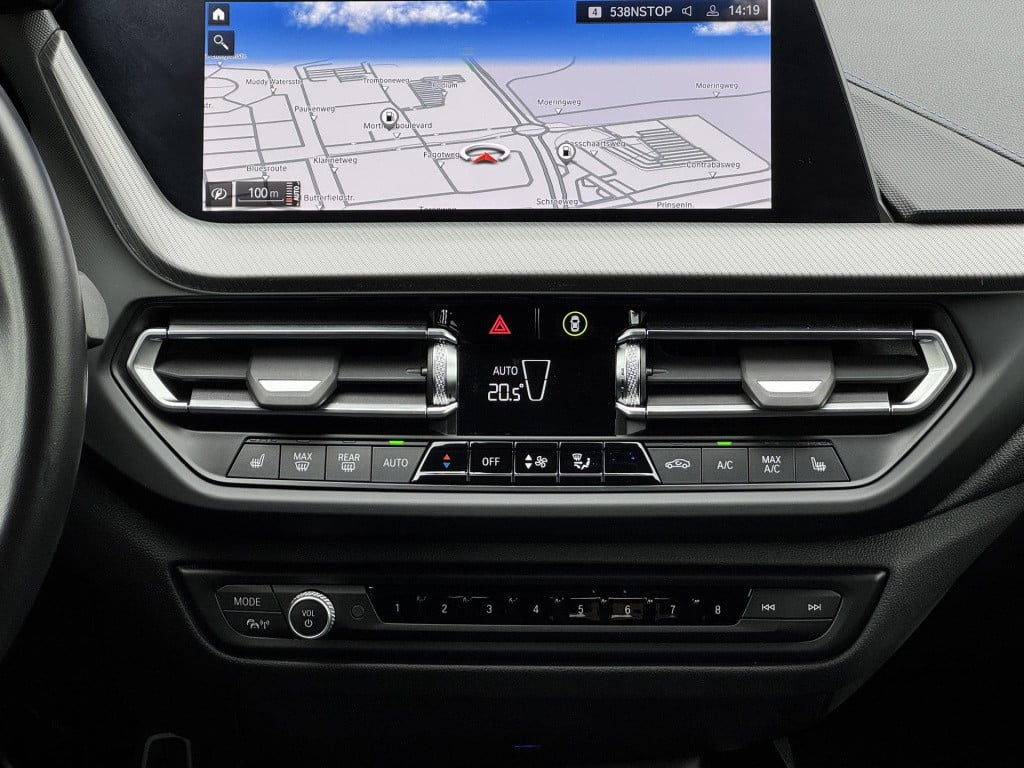 BMW 2-serie gran coupé 220i m sport nl-auto, panoramadak + harman/kardon
