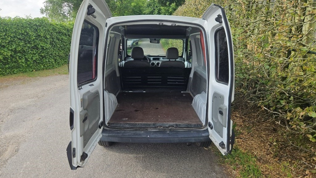 Renault Kangoo 1.6 16v bestel benzine