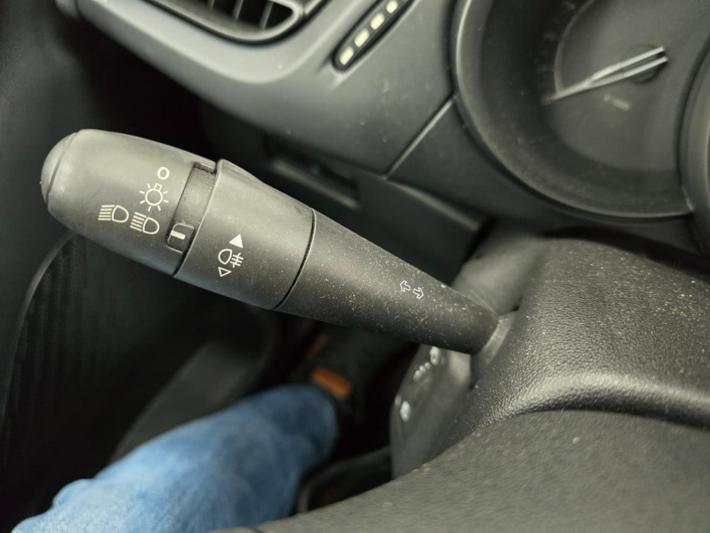 Citroen C3 occasion 1.0 puretech attraction met airco en unieke km stand | 