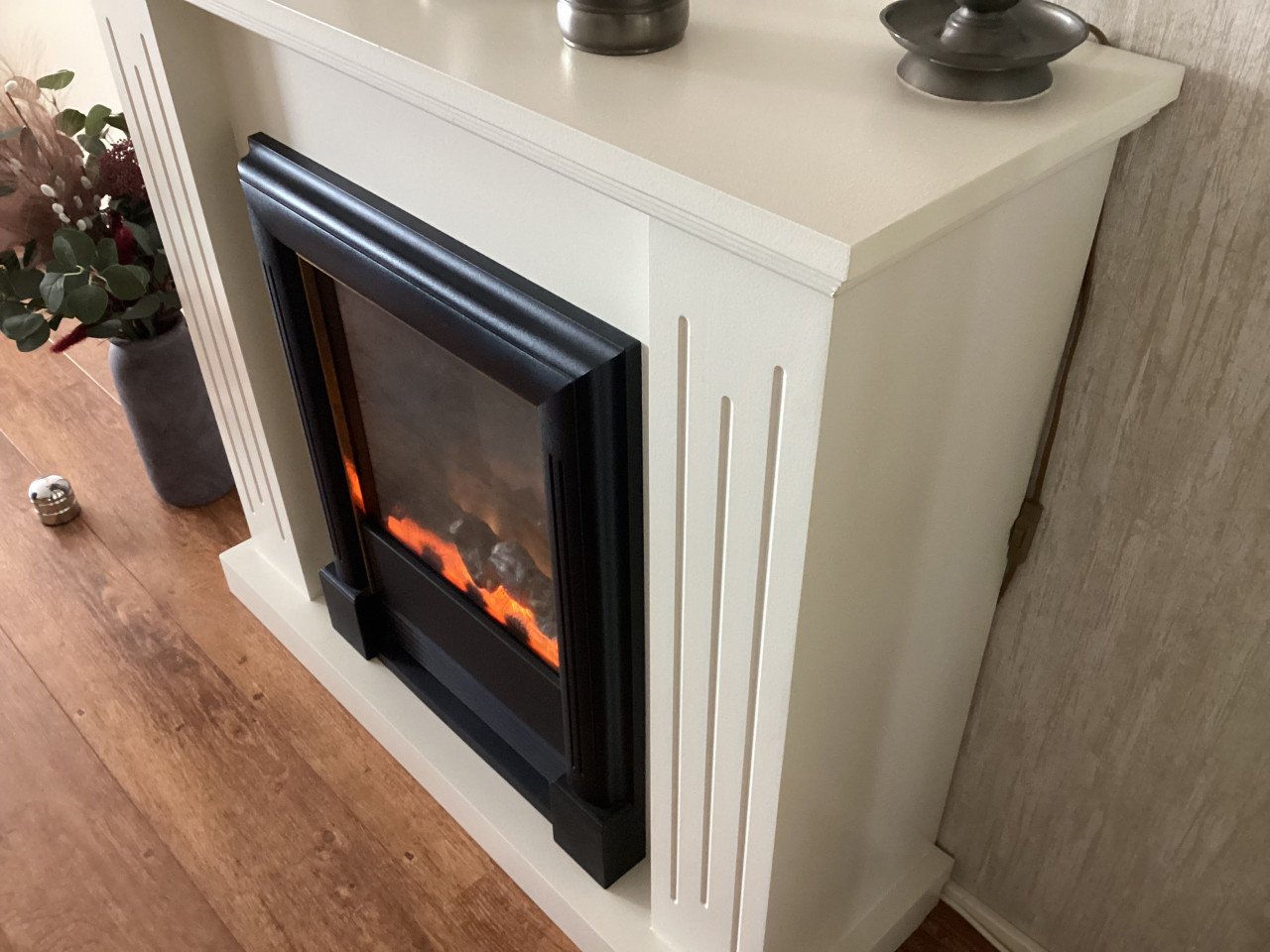 Te koop: Sfeerhaard met verwarming en afstandsbediening t.e.a.b.