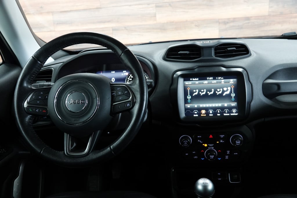 Jeep Renegade 1.0t | cruise | camera | led |