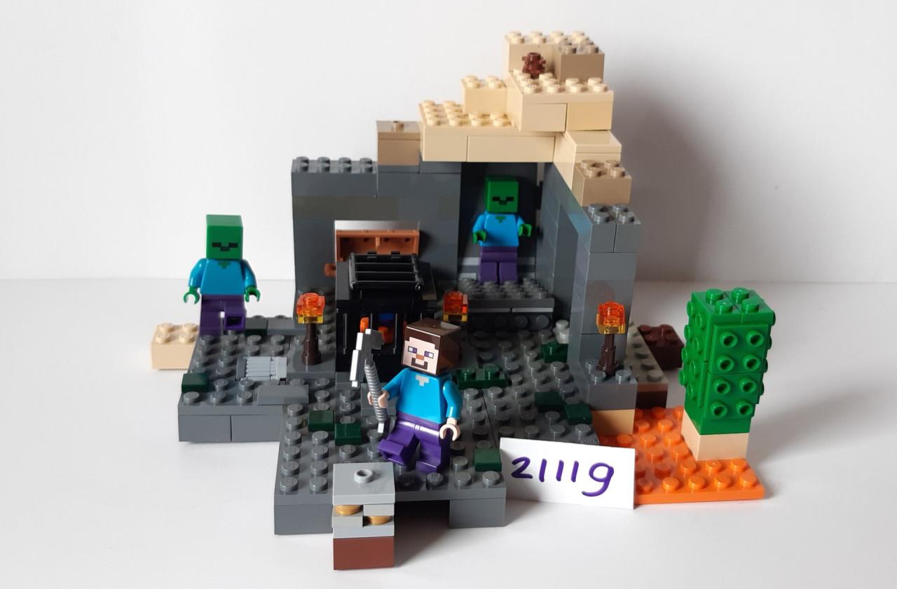 LEGO Minecraft  21119: De Kerker- The Dungeon