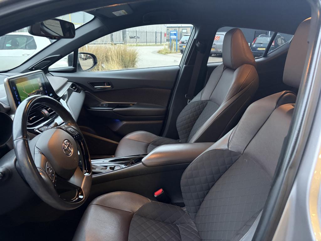 Toyota C-hr 1.8 hybrid premium