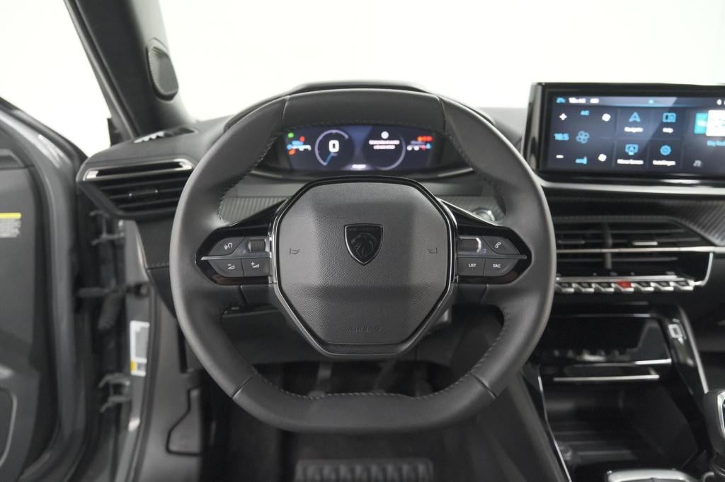 Peugeot 2008 puretech 100 allure | allseason banden | 360 camera | adaptiev
