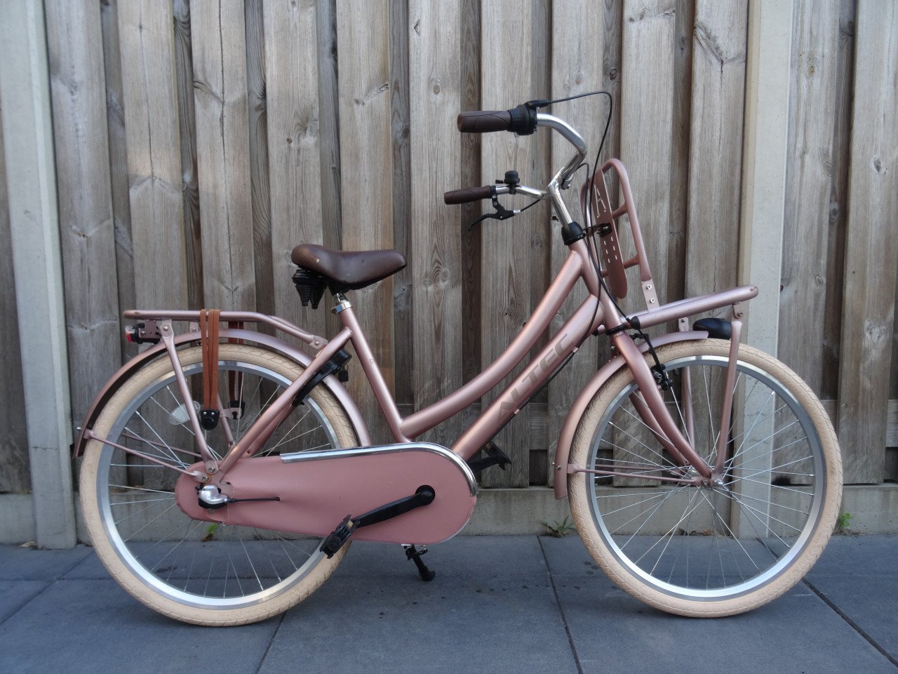 Altec Dutch 24 inch meisjesfiets 3 versnellingen