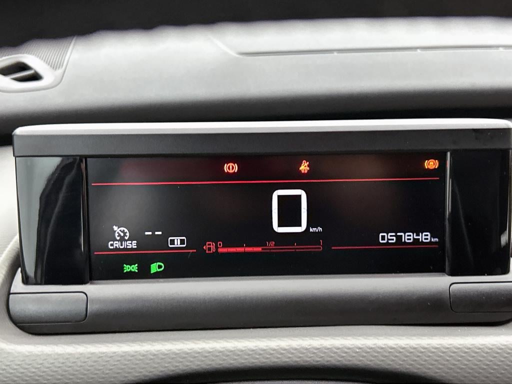 Citroen C4 Cactus 110 pk business | rijklaar | trekhaak | navigatie | carpl