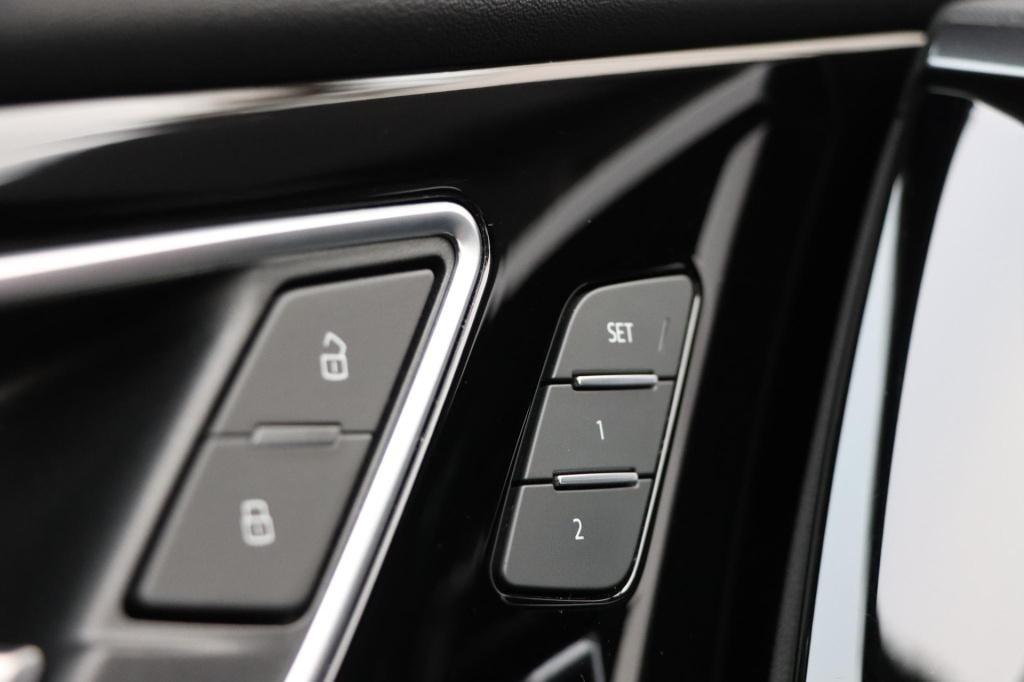 Audi Q4 E-tron 40 launch edition s competition 77 kwh 204pk | soh 92,2% |
