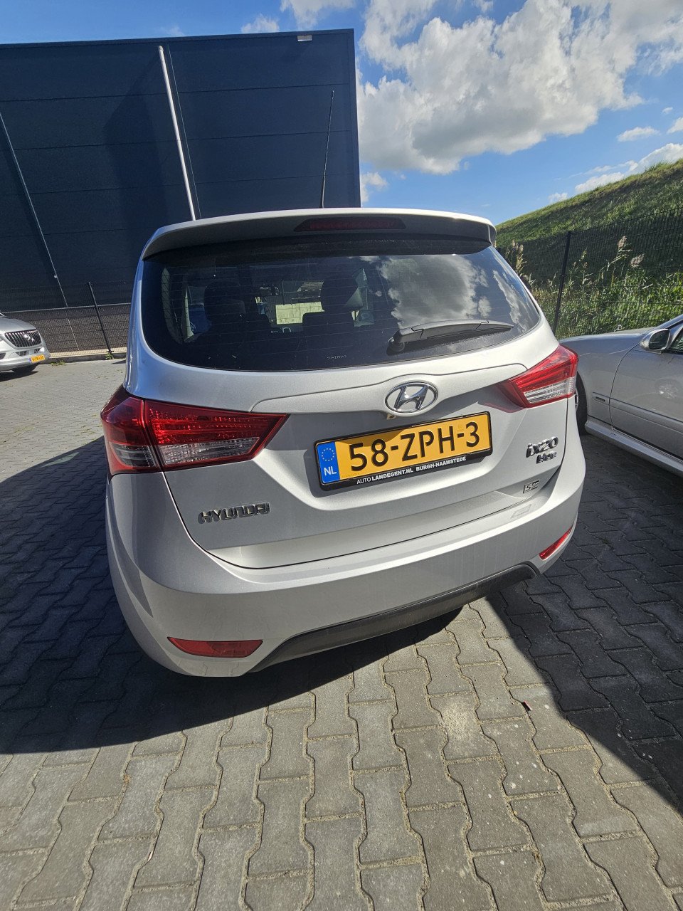 Hyundai iX20 1.4, meest luxe uitvoering!