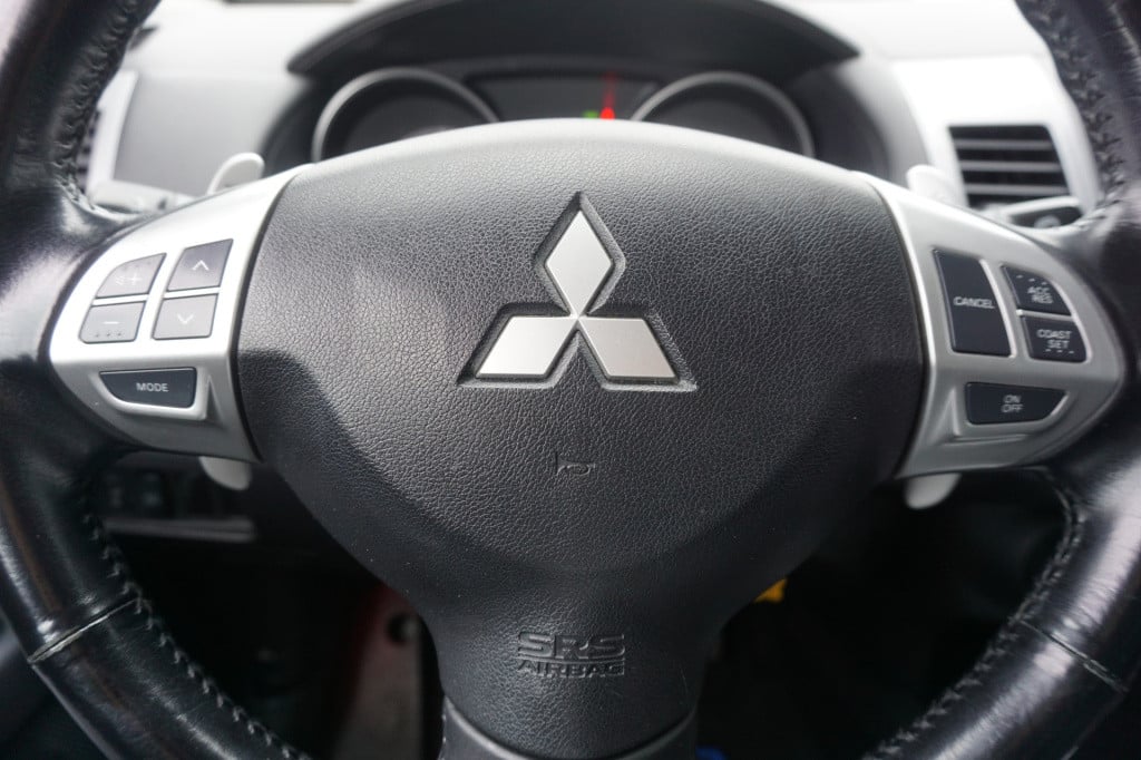 Mitsubishi Outlander 2.0 intro edition automaat - airco / carplay / cruise 
