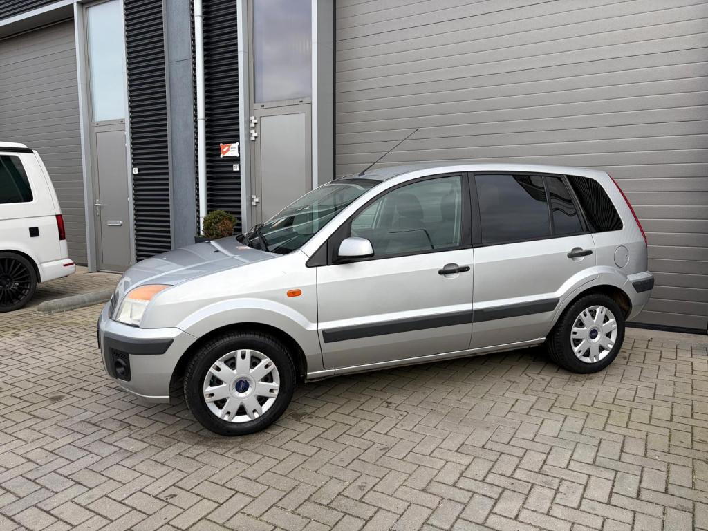 Ford Fusion 1.4-16v style/1e eigenaar/dealer onderhouden/92.934 km/airco/