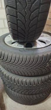 Set winterbanden op stalen velg
