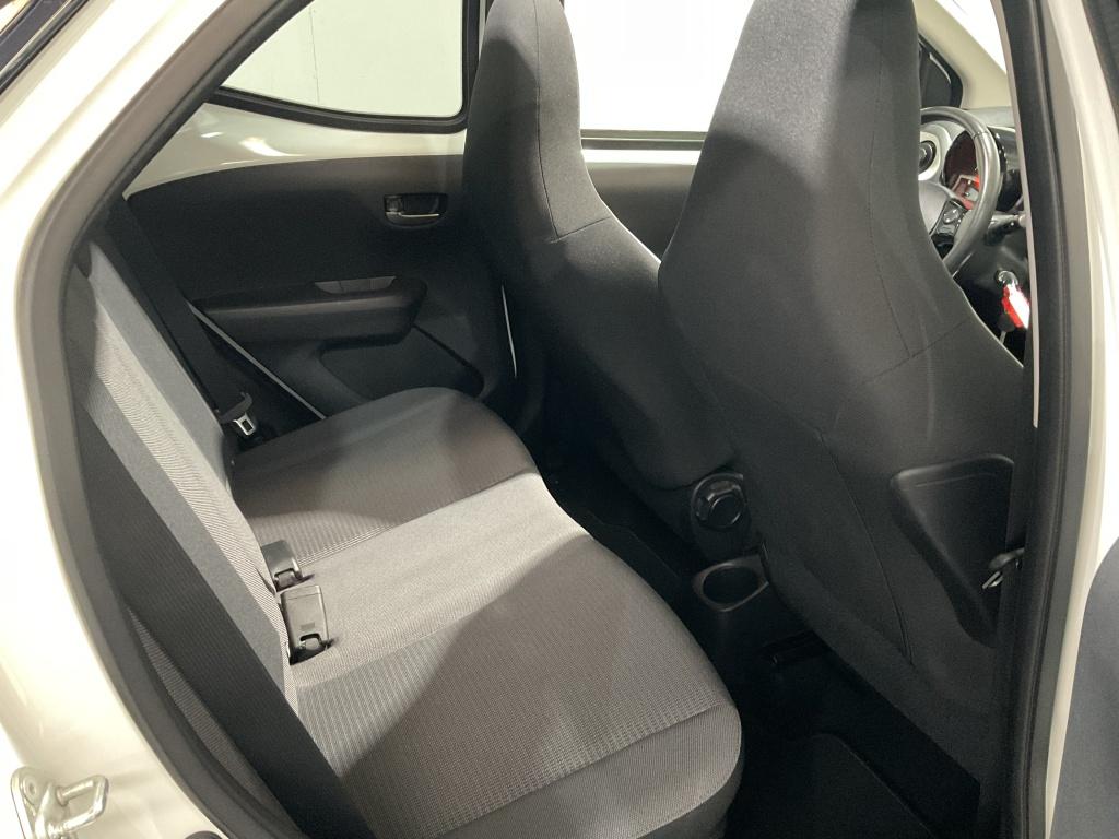 Toyota Aygo 1.0 vvt-i x-joy cabrio | clima | apple carplay |