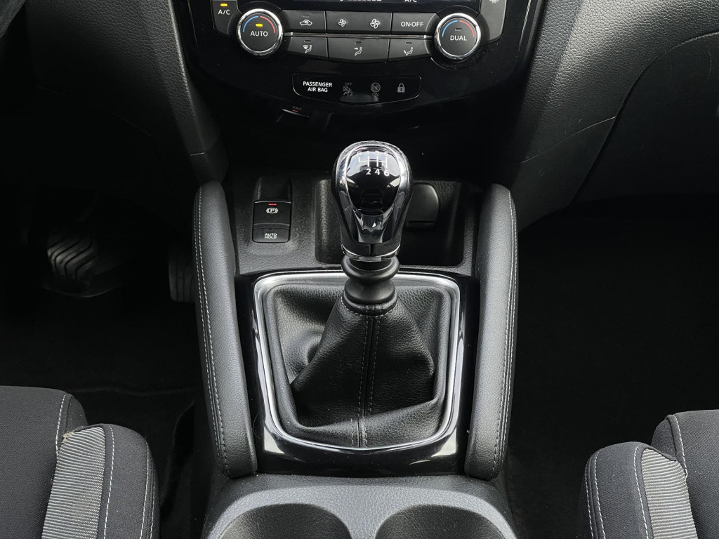 Nissan Qashqai 1.2 n-connecta design pack | trekhaak | led koplampen | navi