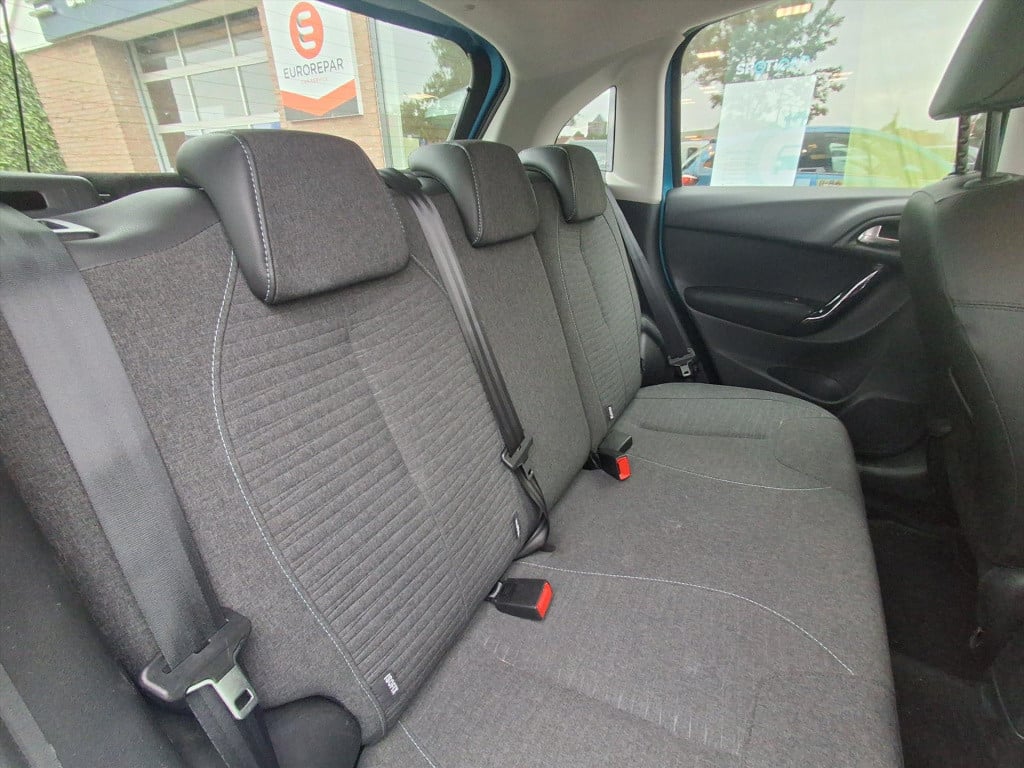 Citroen C3 1.2 puretech 82pk feel edition trekhaak | navigatie | cruise & c