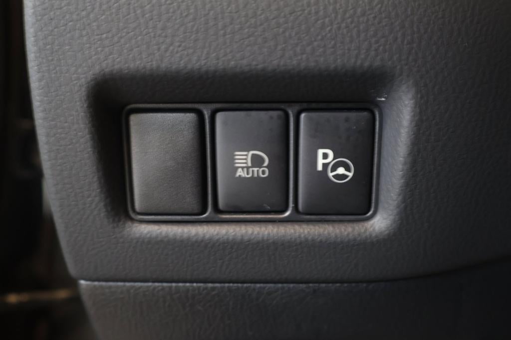 Toyota C-hr 1.8 hybrid executive ultimate nl auto, stoel + stuur verw, jbl,