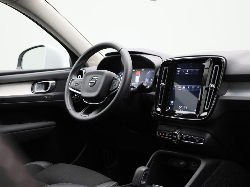 Volvo XC40 1.5 t5 recharge inscription expression | automaat | apple carpla