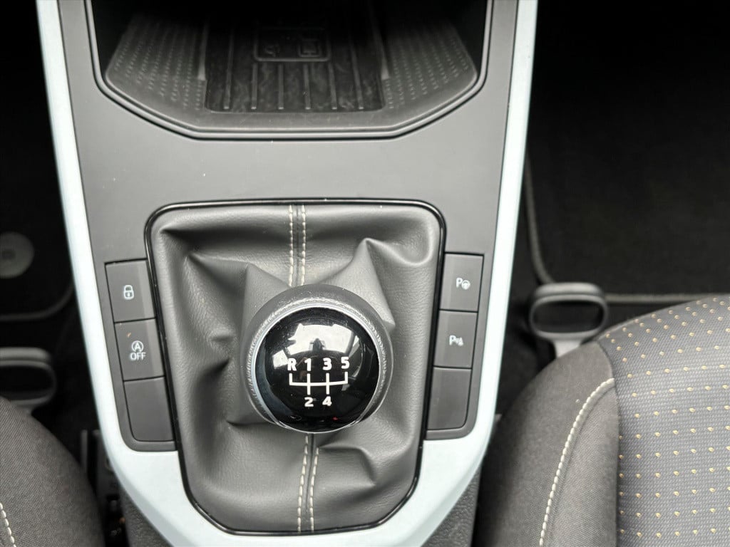 Seat Arona 1.0 tsi 95pk style|trekhaak|carplay|climate| adapt,cruise| rijkl