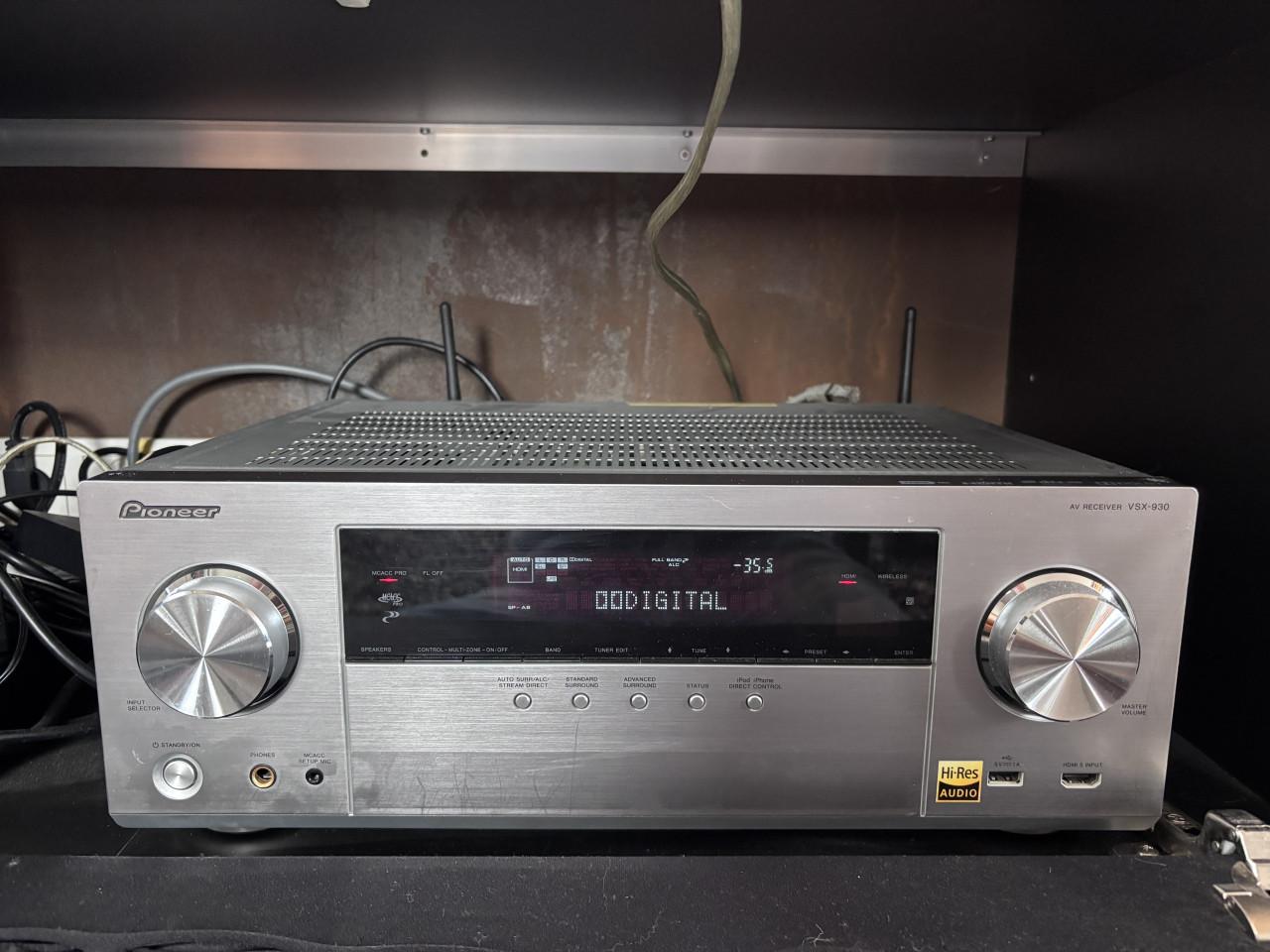 Pioneer VSX-939 AV Receiver