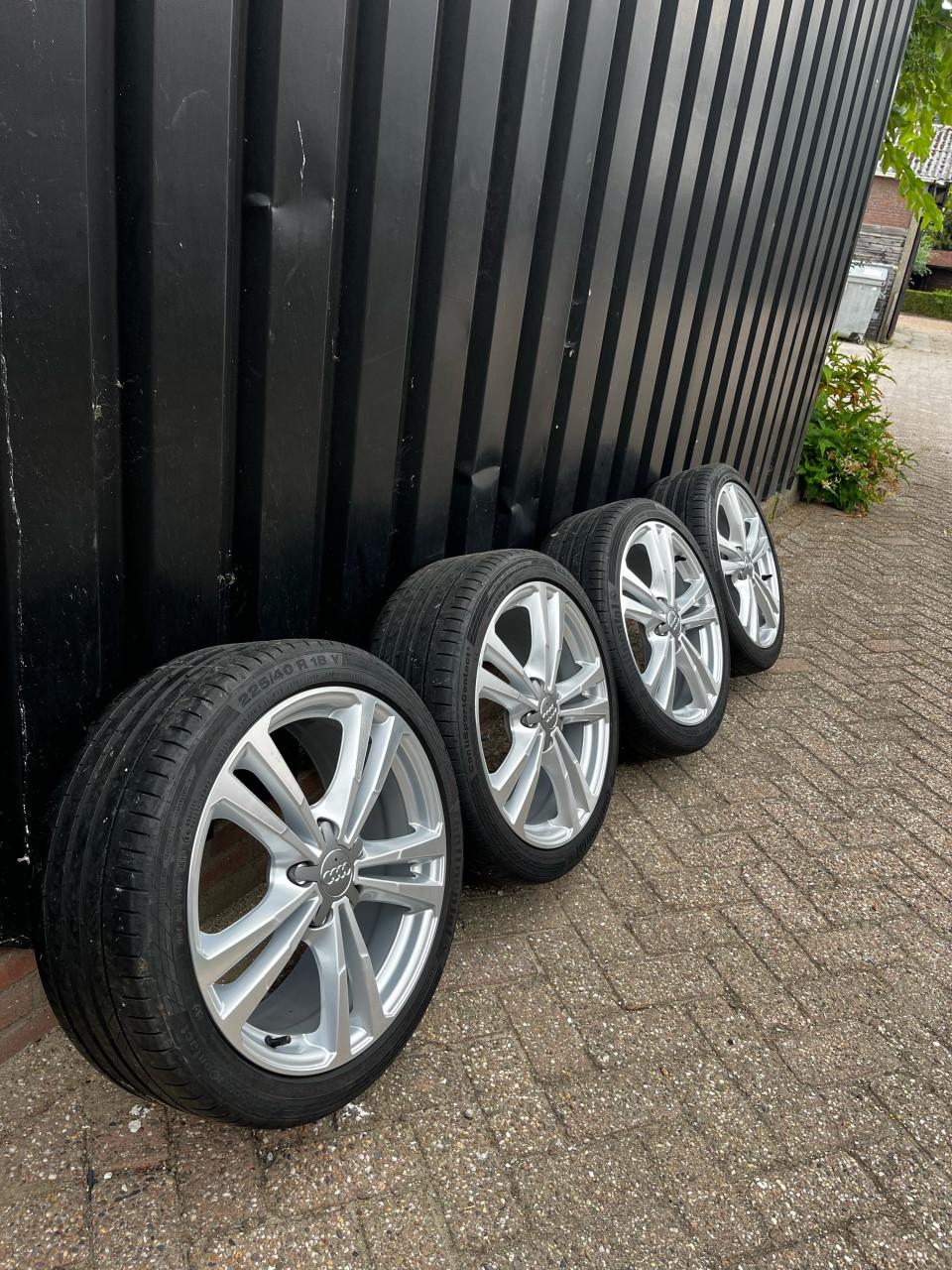 Originele Audi A3 S-line, 18 inch velgen (5x112).