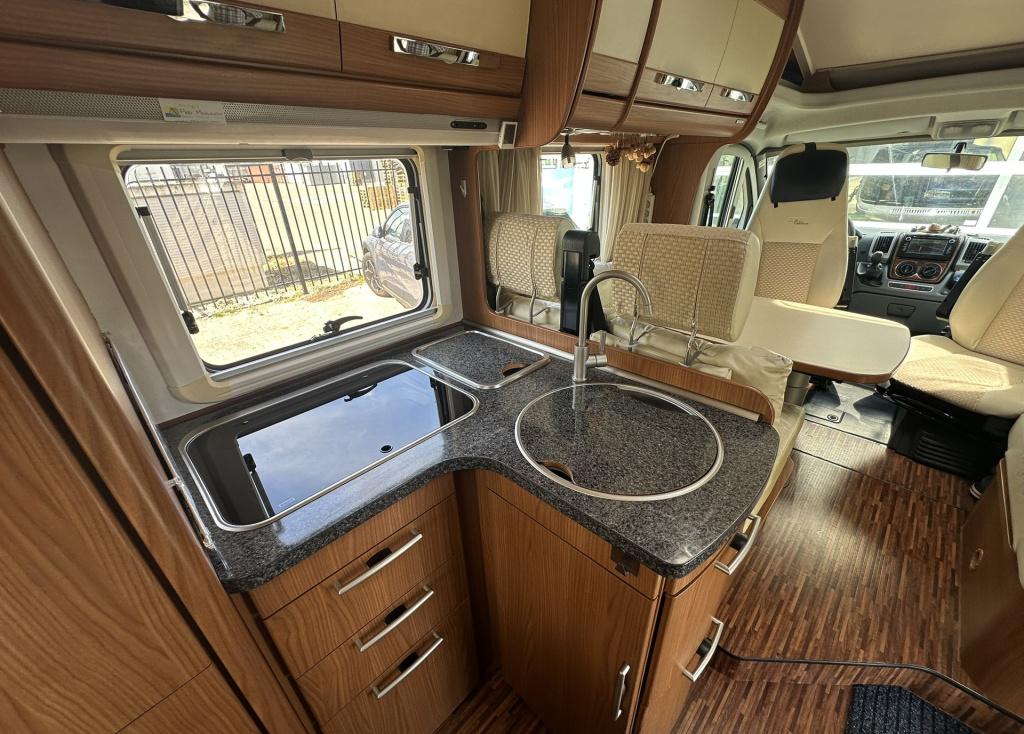 Hymer Onbekend t 654 sl gold editie - inclusief stalling dit seizoen -zater
