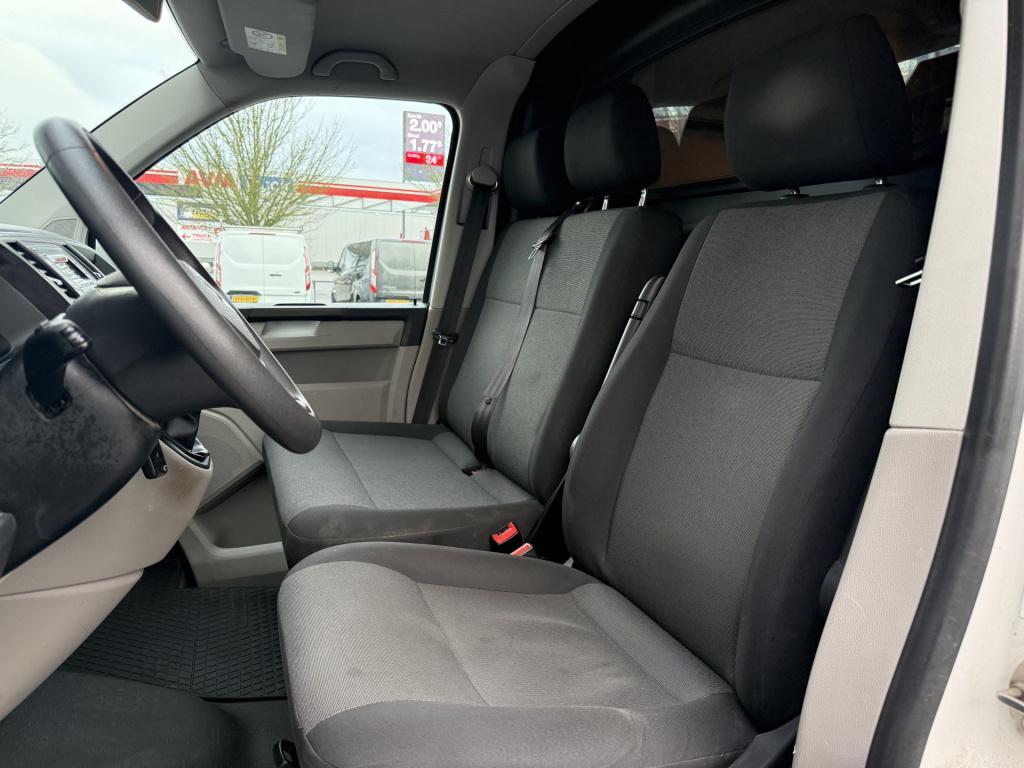 Volkswagen Transporter 2.0 tdi l1h1 | nl-auto | sportvelgen | cruisec. | ai