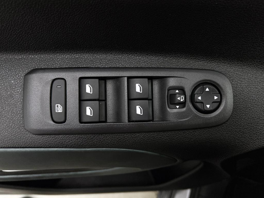 Citroen Berlingo 110pk xtr | rijklaar | panoramadak | head-up display |