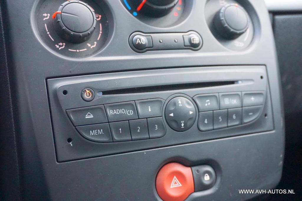 Renault Clio 1.5 dci authentique