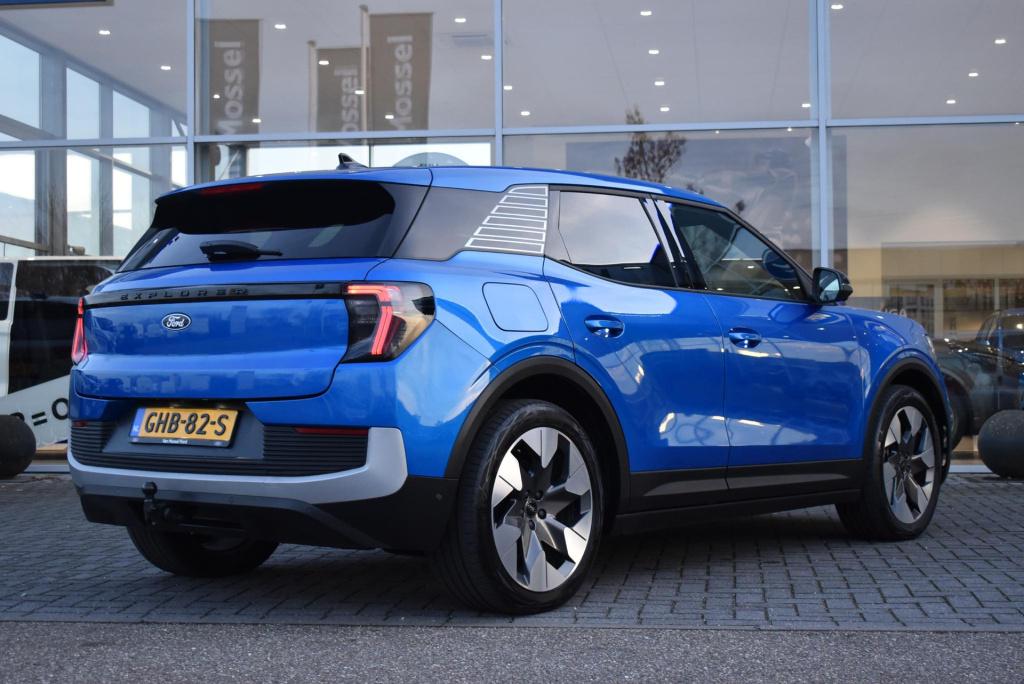 Ford Explorer premium extended range rwd 77 kwh | panoramadak | climate con