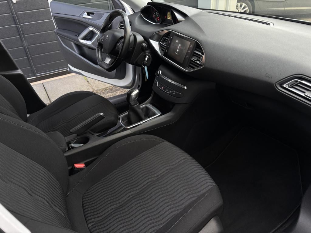 Peugeot 308 1.2 puretech active/ trekhaak