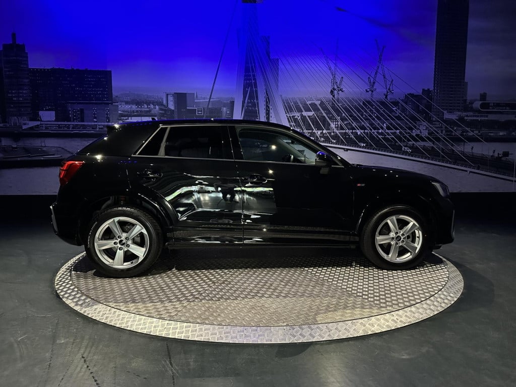 Audi Q2 35 tfsi s edition *navi*appconnect*camera*