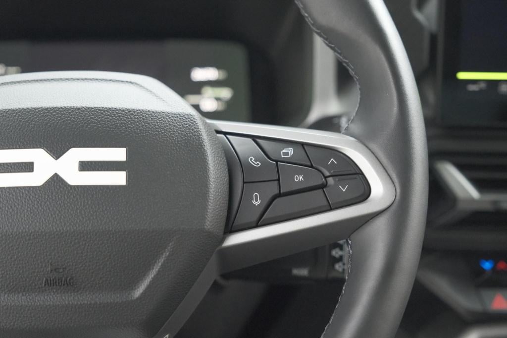 Dacia Bigster 1.8 hybrid 155 journey | 360 camera | pack winter | schuif-/k