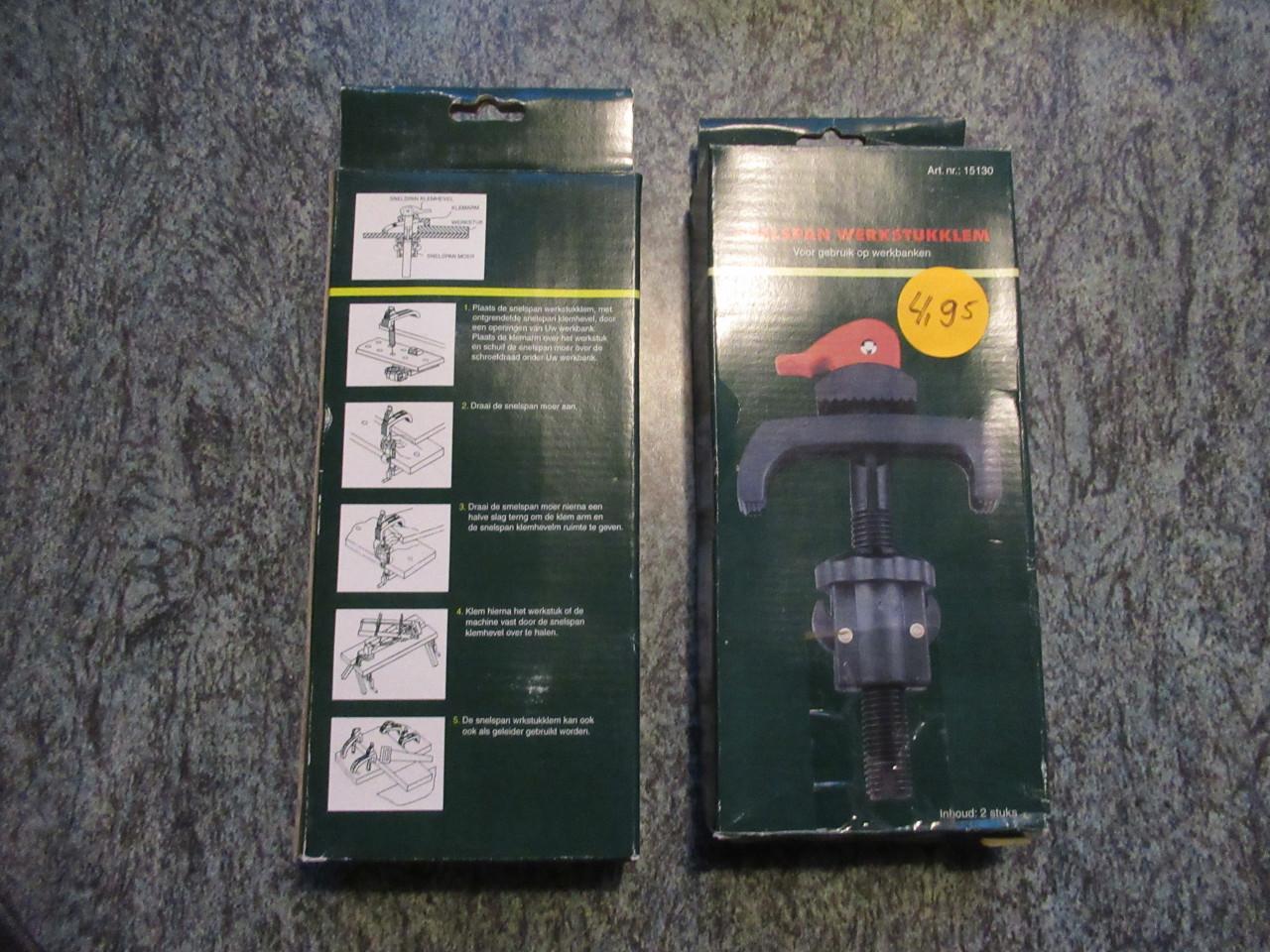 Werkbank, nieuw in doos met twee nieuwe klemmen.
