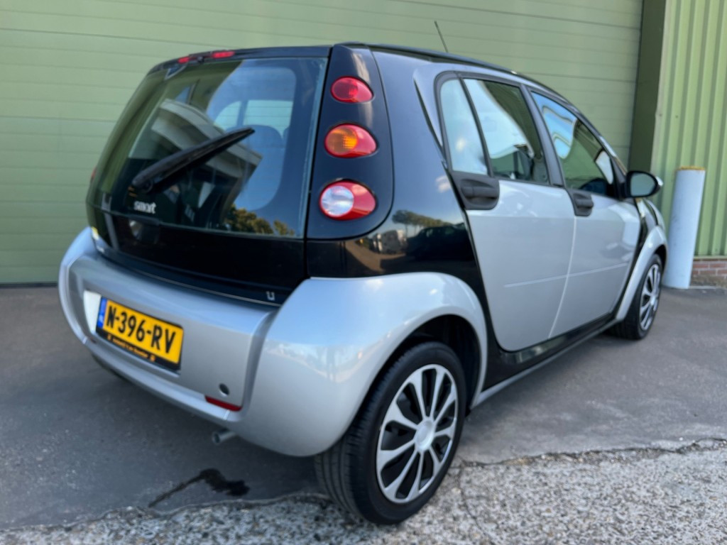 Smart Forfour 1.1 black basic