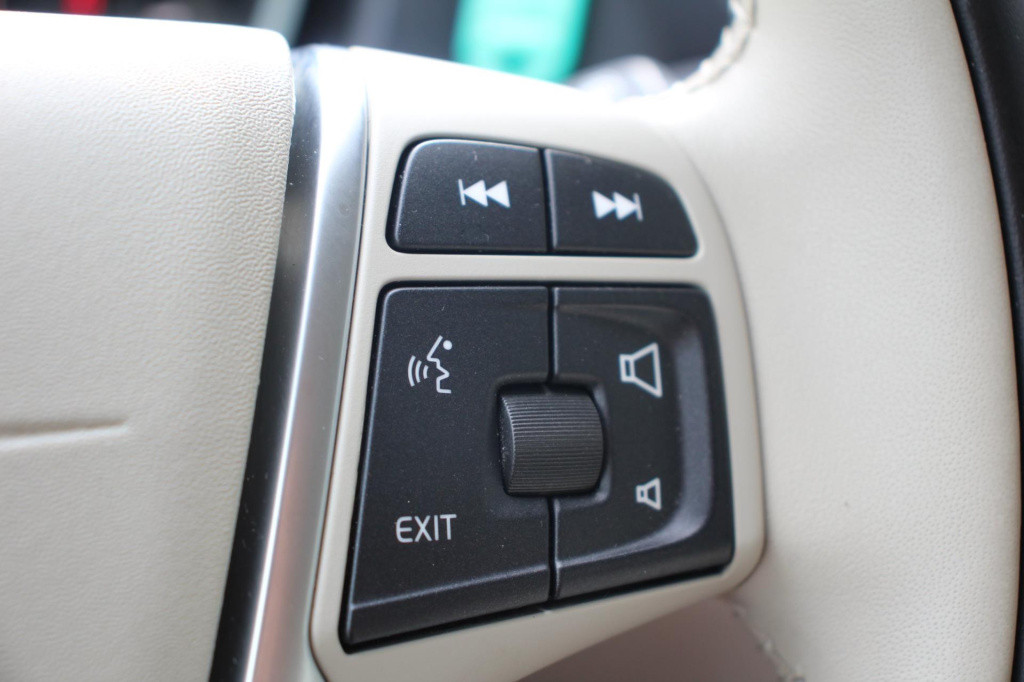 Volvo V40 2.0 t2 inscription - 122pk - leder - 17inch - navi - full led - c