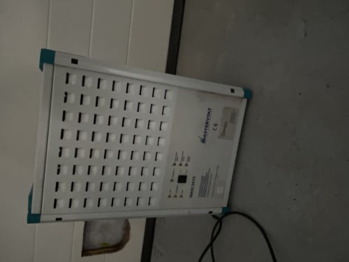 Mastervolt acculader