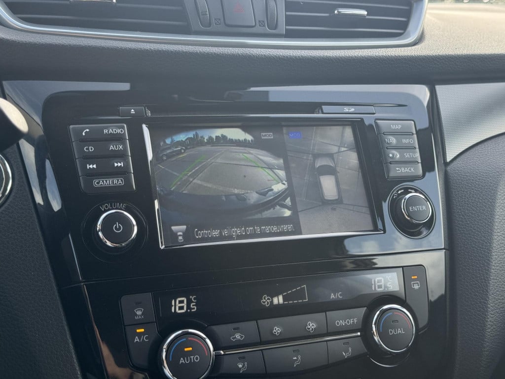 Nissan Qashqai 1.2 n-connecta design pack | trekhaak | panoramadak | naviga