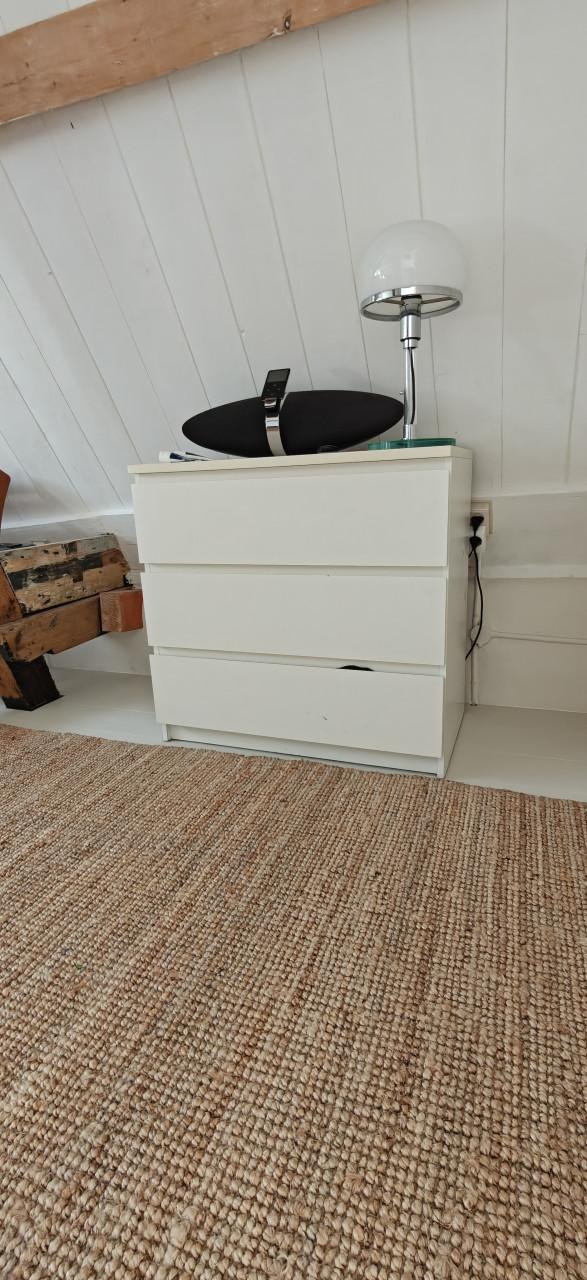 Witte ladekast