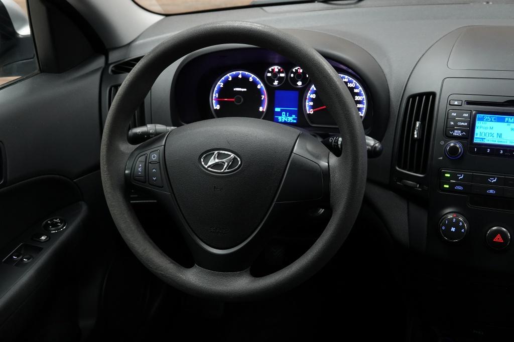 Hyundai I 30 cw 1.4i i-drive cool | airco | aux |