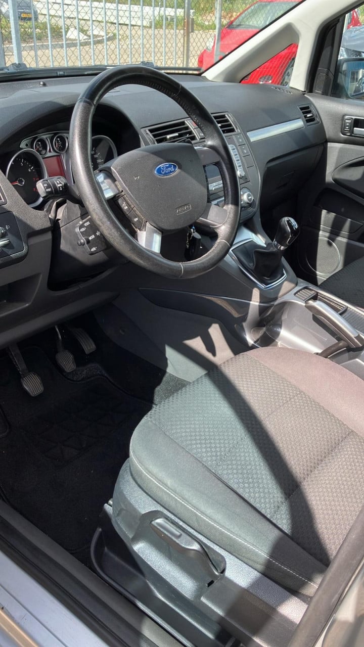 Ford c max 1.8 16v titanium