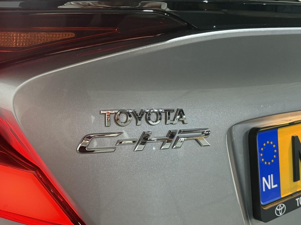 Toyota C-hr 2.0 hybrid gr-sport