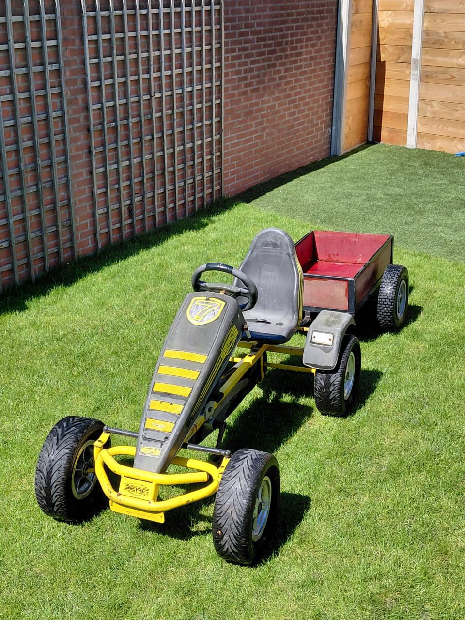 Skelter met aanhanger