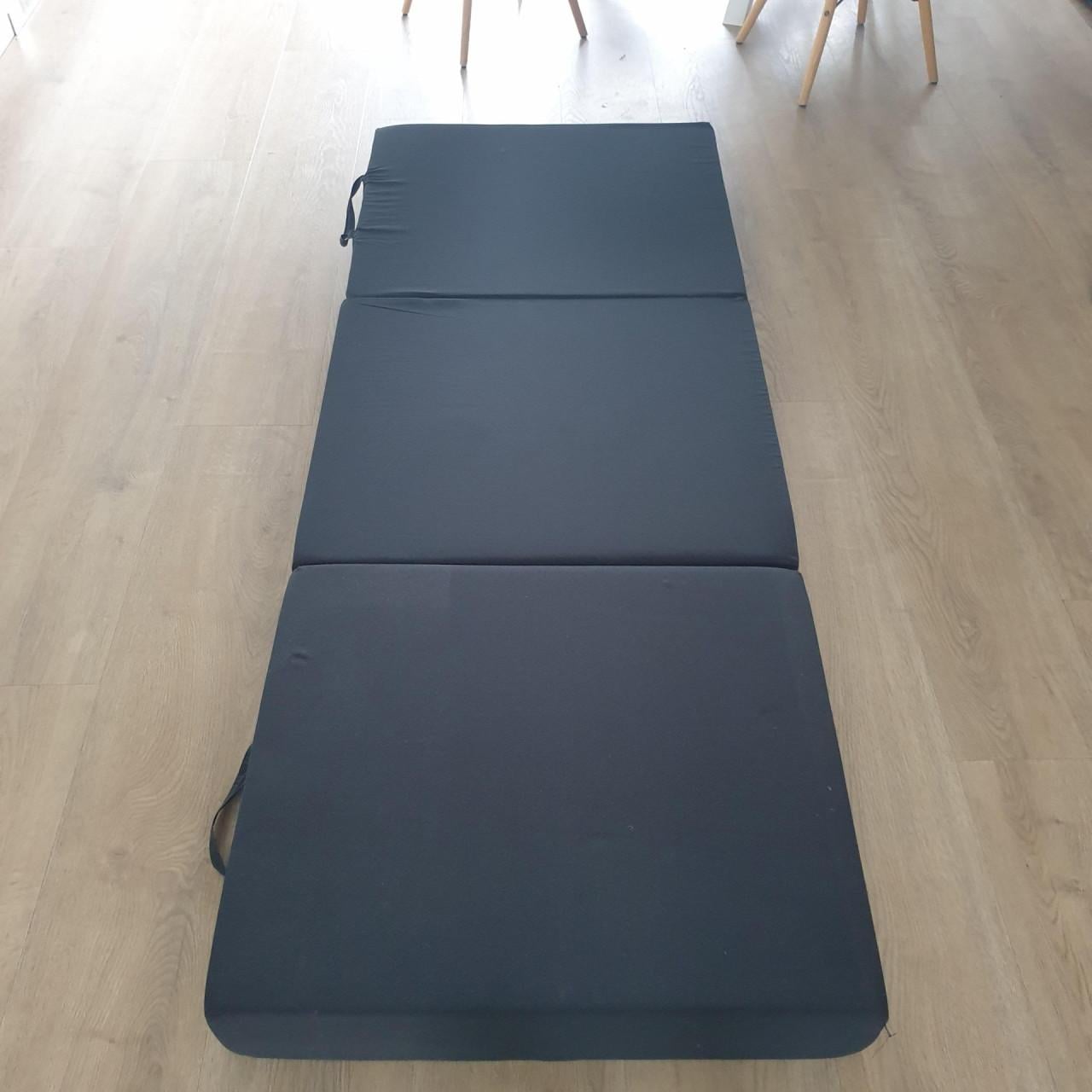 Opvouwbaar logeermatras  / vouwmatras 75 x 197 x 15