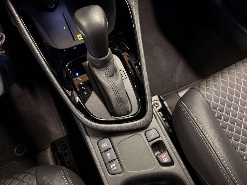 Toyota Yaris 1.5 hyb. 130 exec