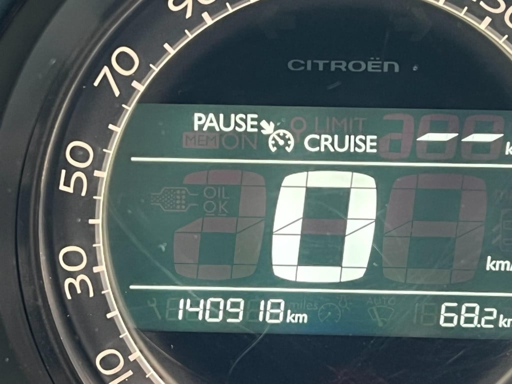 Citroen C4 1.6 vti collection, navi, trekhaak enz...