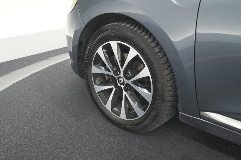 Renault Clio tce 130 edc intens |  allseason banden | camera | navigatie | 