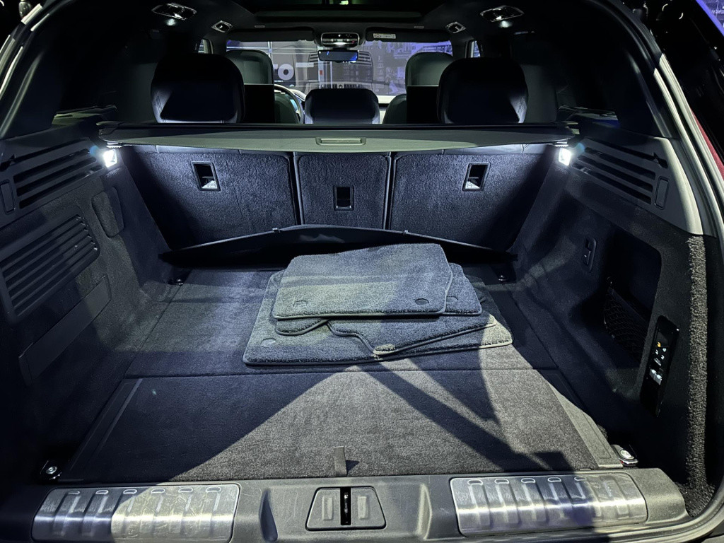 Land Rover Range Rover 3.0 p510e first edition*rearseatentertainment*23inch