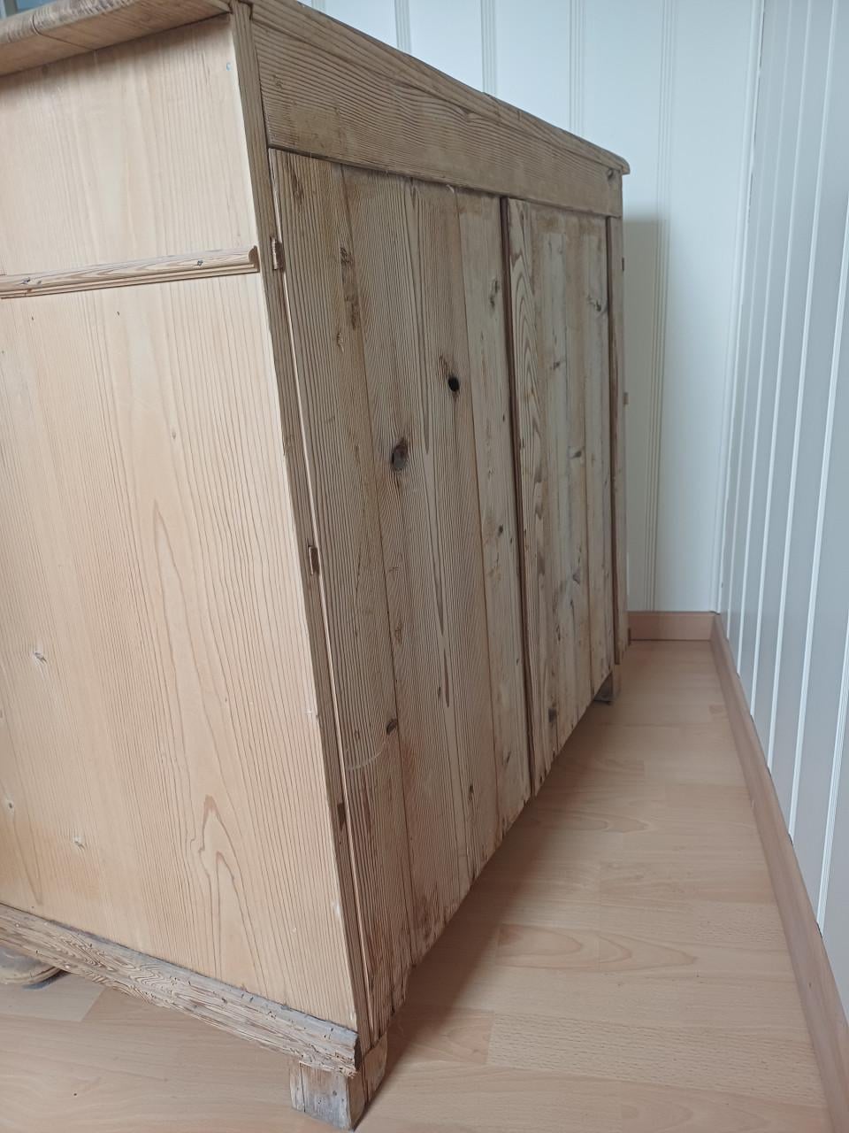 Antieke GRENEN LADEKAST met 4 laden met veel opbergruimte!
