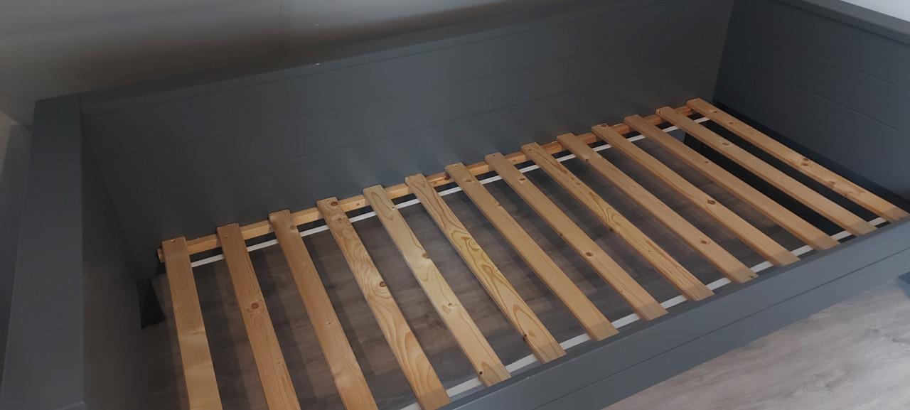 Dennis Woood 1 persoons bedbank