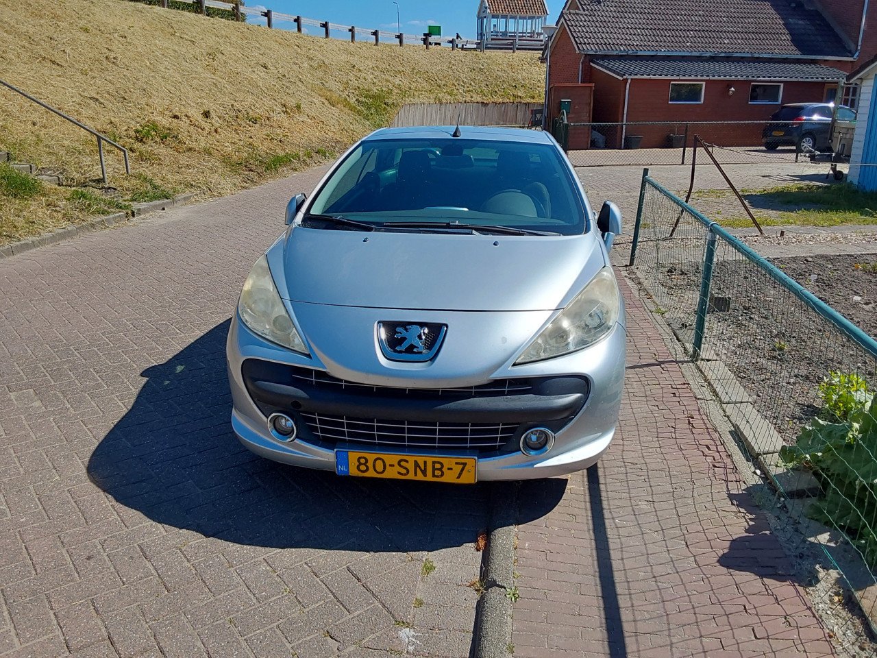 Auto