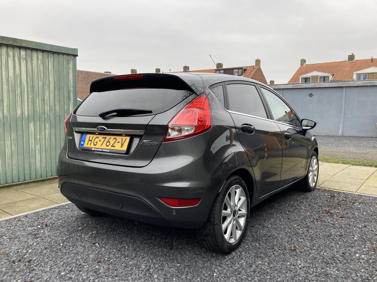 Ford Fiesta 1.0 EcoBoost 100pk Titanium met nieuwe distributieriem